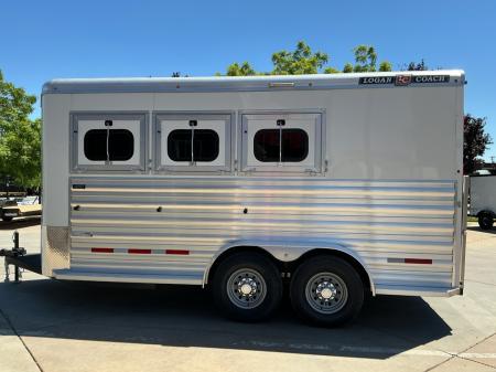 New 2026 Logan Coach RIOT3BP RIOT 3H BP Horse Trailer