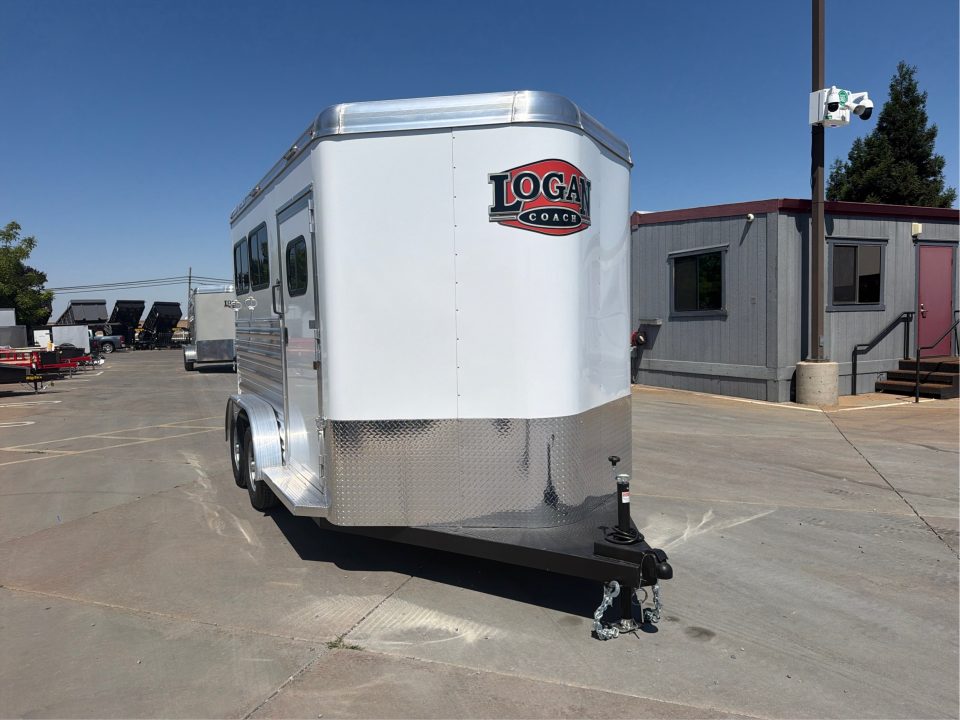 New 2026 Logan Coach RIOT2BP RIOT 2H BP Horse Trailer