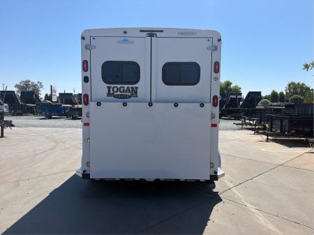 New 2026 Logan Coach RIOT2BP RIOT 2H BP Horse Trailer