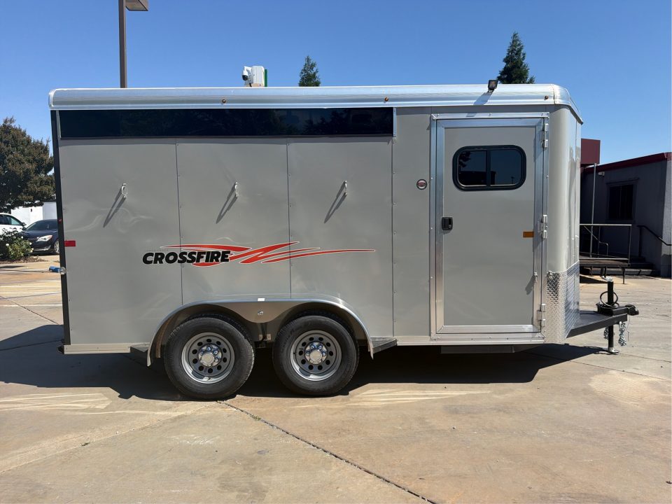 New 2026 Logan Coach CROSSFIRE3BP CROSSFIRE 3 HORSE BP Horse Trailer
