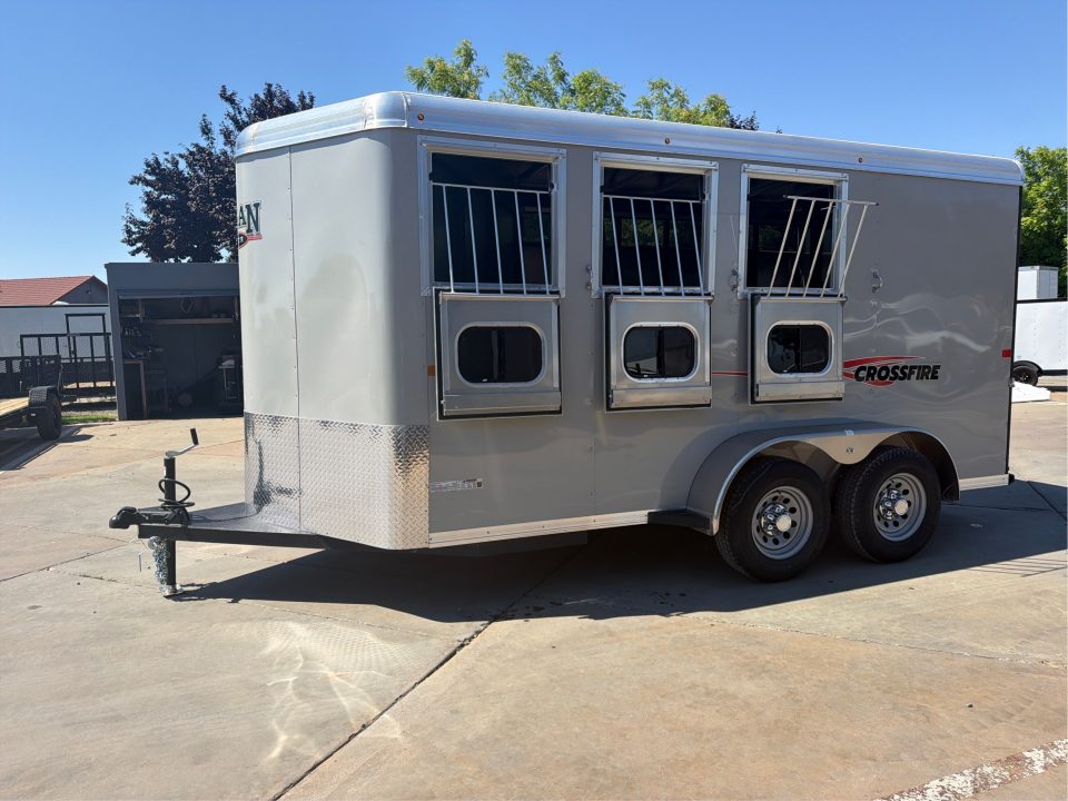 New 2026 Logan Coach CROSSFIRE3BP CROSSFIRE 3 HORSE BP Horse Trailer