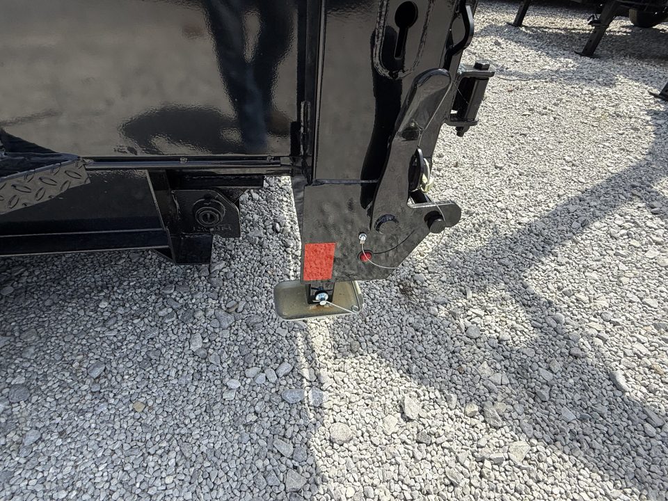 New 2026 Diamond C LPT 207 14’ Dump Trailer, PACESETTER EDITION, HYD JACK, RAMPS, HEAVY FENDERS, 15.5K GVWR