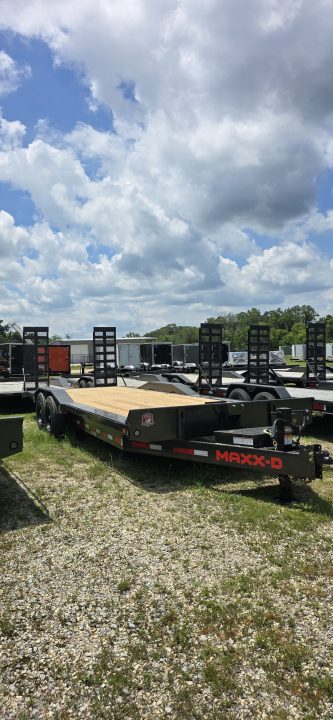 New 2027 MAXX-D H8B10224 Equipment Trailer