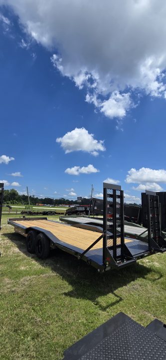 New 2027 MAXX-D H8B10224 Equipment Trailer