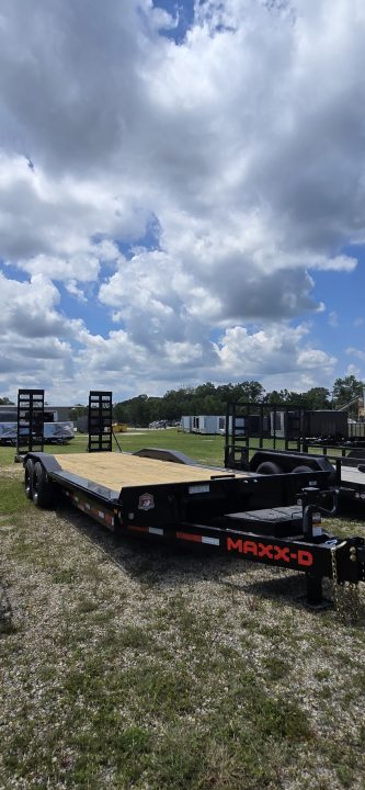 New 2027 MAXX-D H8B10224 Equipment Trailer