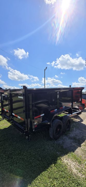 New 2027 MAXX-D DTX8316 Dump Trailer