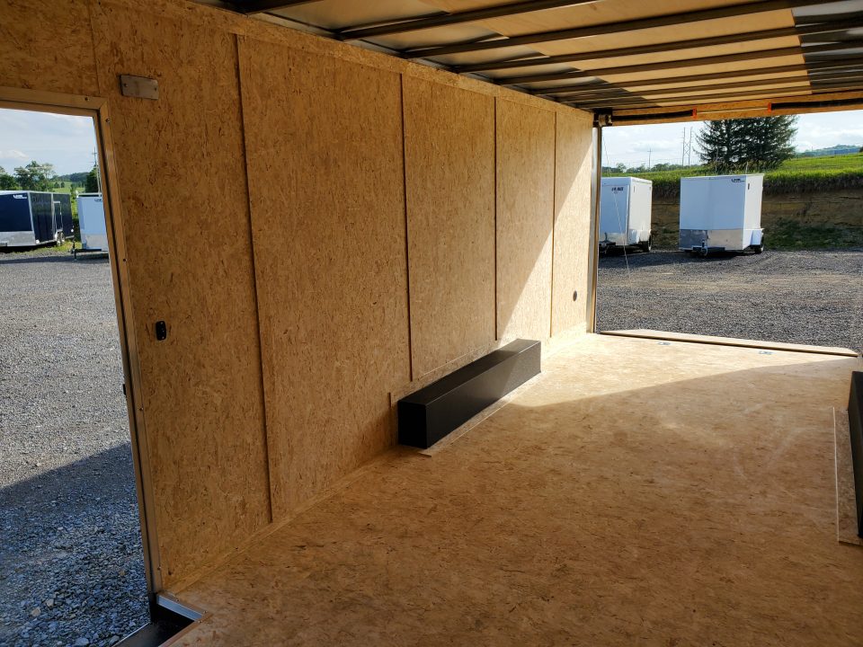 New 2026 Look Trailers ST-DLX Enclosed Trailer / 7000 GVWR / 8.5'x24'