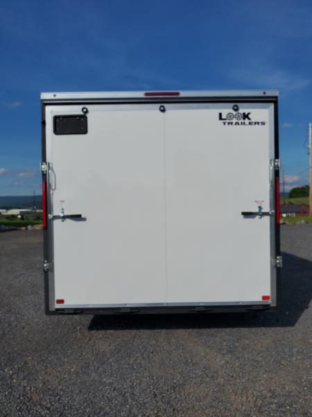 New 2026 Look Trailers ST-DLX Enclosed Trailer / 7000 GVWR / 8.5'x24'