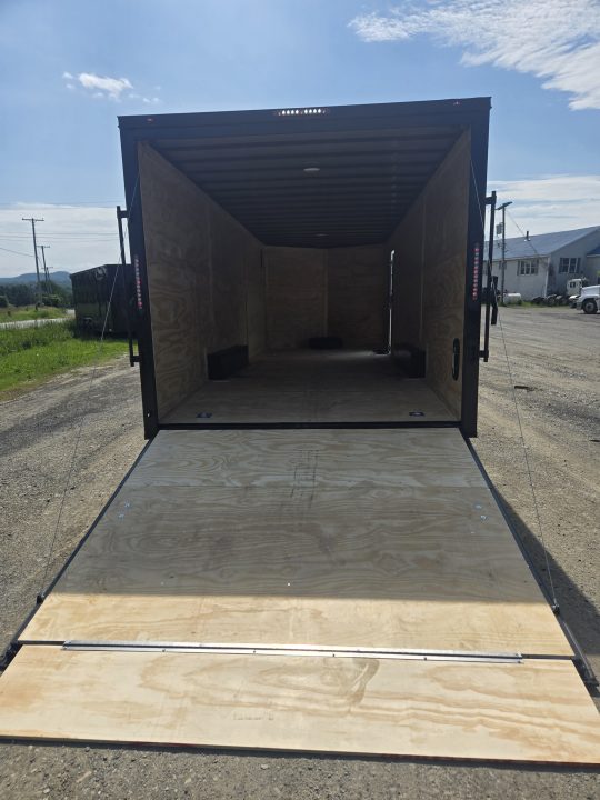 New 2026 Diamond Cargo 8.5X24TA Car / Racing Trailer