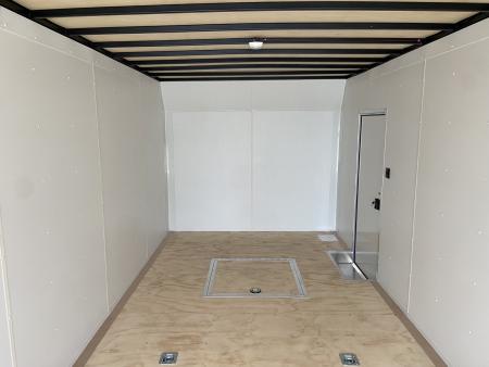New United CLA-8.5X28 Racing Trailer