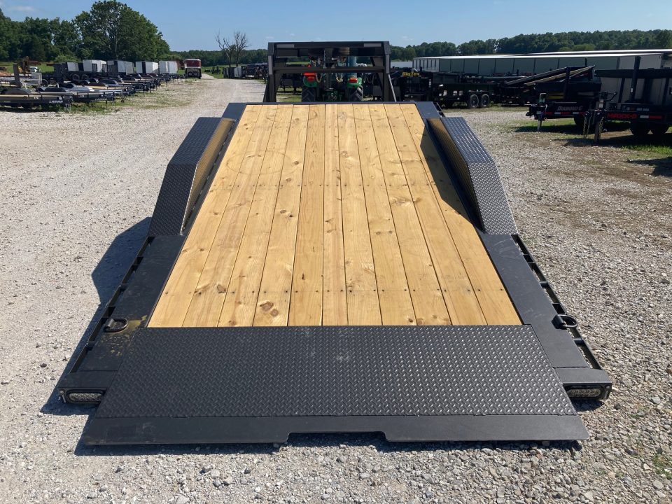 New 2027 MAXX-D 102x26 TANDEM 18K GN TILT W/ 16' TILT DECK, 10' STATIONARY DECK & DRIVE OVER FENDERS Tilt Trailer