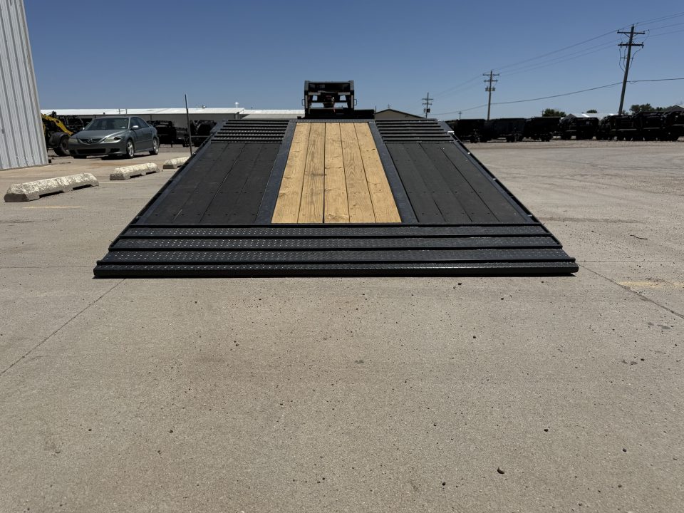 New 💥 NEW 2026 BUCKSHOT 102" X 36' GOOSENECK HYDRAULIC DOVETAIL FLATBED EQUIPMENT TRAILER 💥