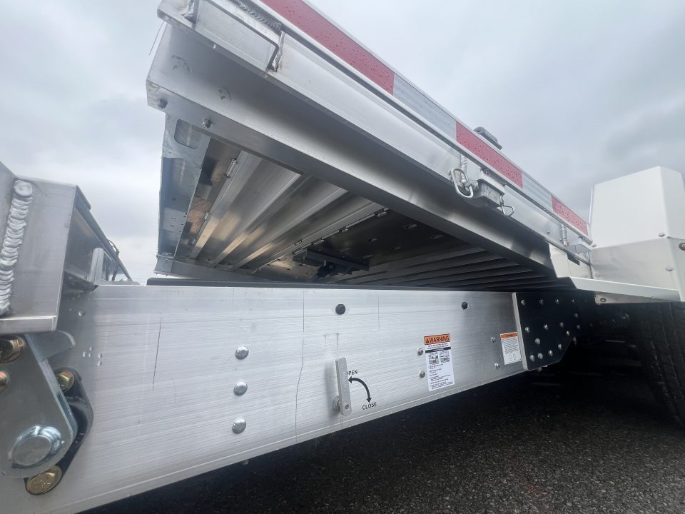 New 2025 EBY Trailers 17+7 14K Tilt Equipment Trailer