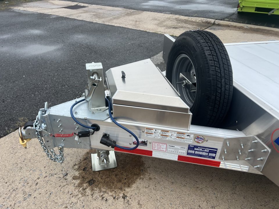 New 2025 EBY Trailers 17+7 14K Tilt Equipment Trailer