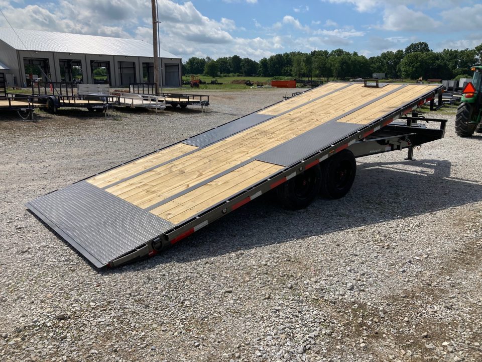 New 2027 MAXX-D 102X22 TANDEM 17.5K DECKOVER TILT W/ WINCH PLATE & WIRELESS REMOTE Deckover Trailer