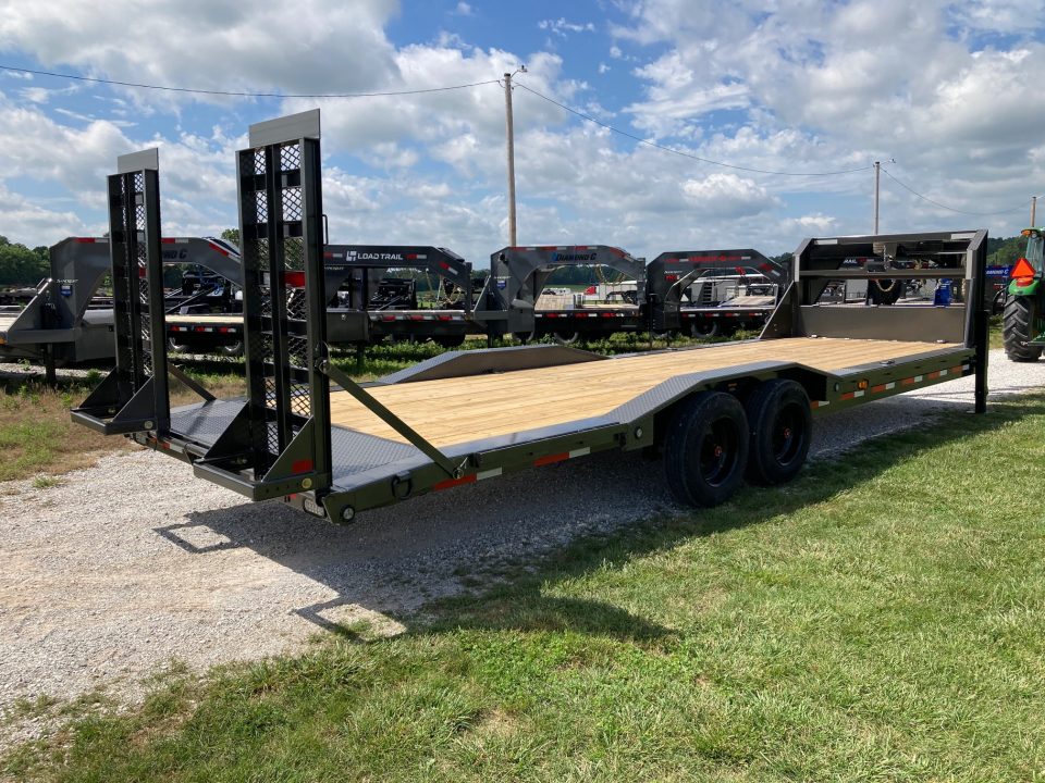 New 2027 MAXX-D 102X26 TANDEM 18K GN W/ 2' DOVE, STAND UP RAMPS & DRIVE OVER FENDERS Equipment Trailer