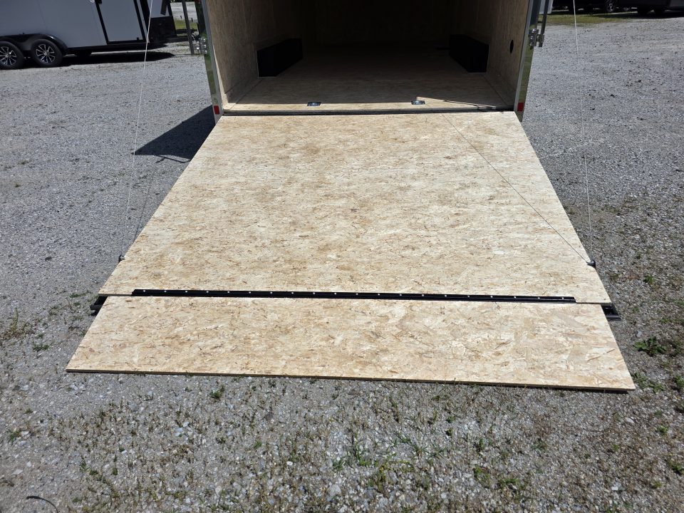 New 2026 8.5X20 CARGO ENCLOSED 7' INSIDE HEIGHT 7000 GVWR SXS UTV CAR ATV GOLFCART Cargo / Enclosed Trailer LOOK TRAILERS