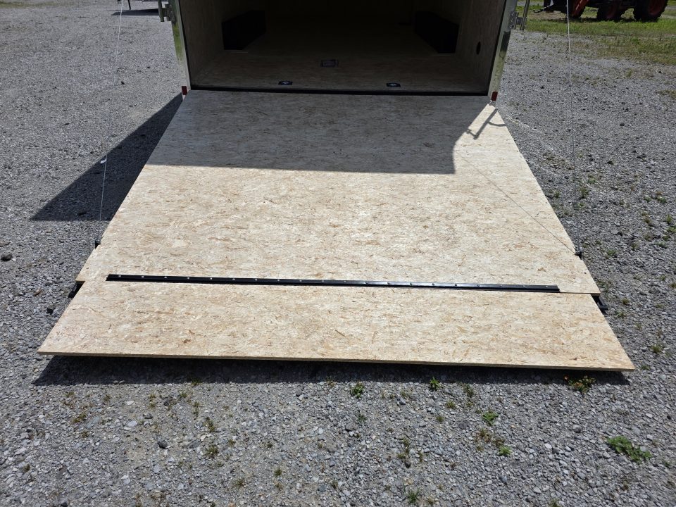 New 2026 Formula Trailers 8.5X20 10K GVWR 080 SCREWLESS EXTERIOR 7' INSIDE ALUMINUM WHEELS UTV SXS CAR Cargo / Enclosed Trailer