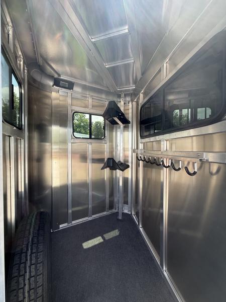 New 2027 Adam 2H Jubilee Side Ramp BP Horse Trailer