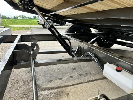 New 2027 MAXXD G6X 83x22 GRAVITY TILT 14 K GVWR Equipment Trailer