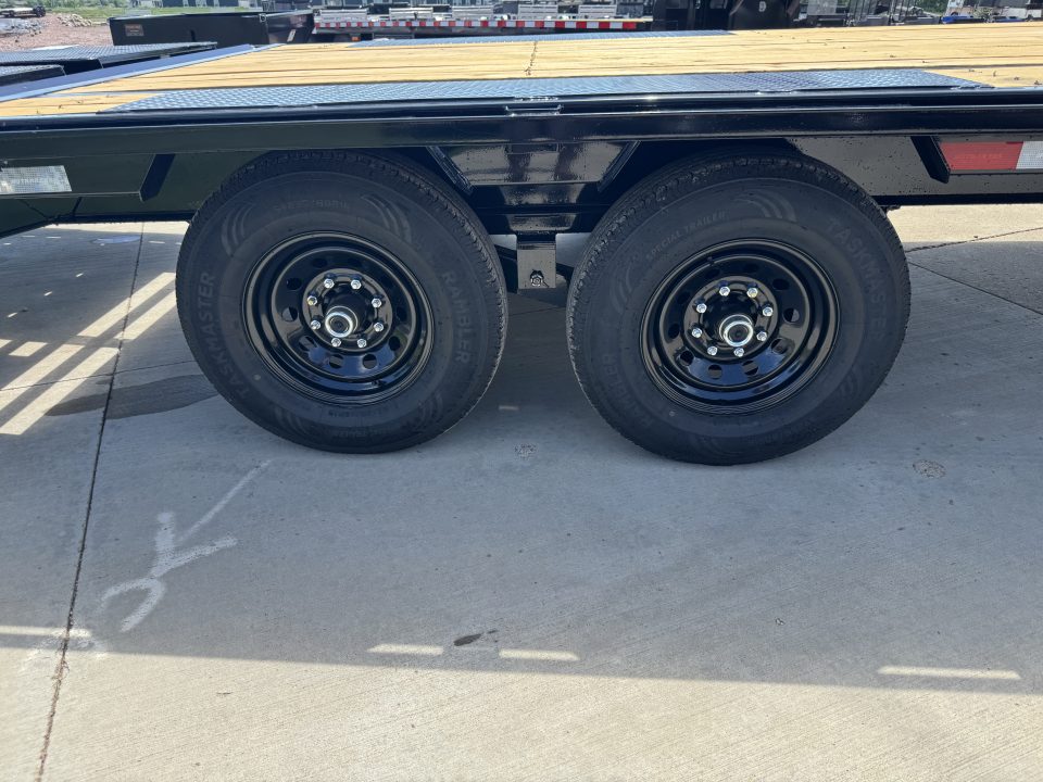 New 2027 PJ Trailers LQ25GN Flatbed Trailer