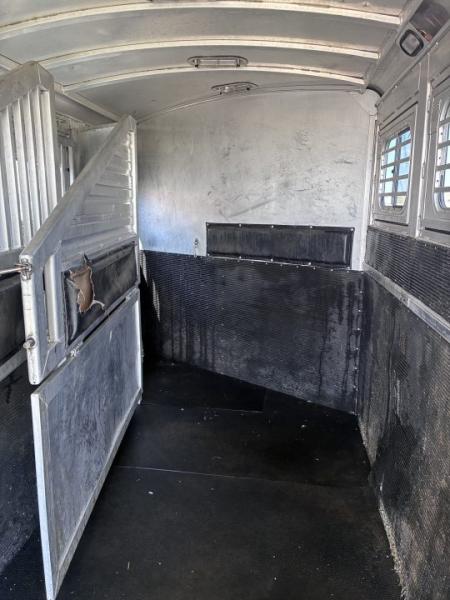 Used 2001 Elite Trailers 4 Horse Slant Load Gooseneck Horse Trailer