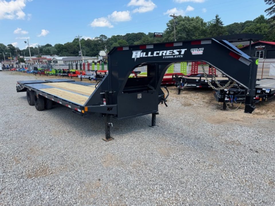 New HillCrest Gooseneck 20+5 22.9 W/ Max Ramps
