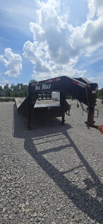 9×35 Dovetail Trailer photo 5