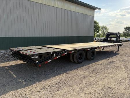New 2026 PJ Trailers 32' Low-Pro Gooseneck - LD322 Flatbed Trailer