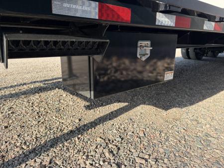 New 2026 PJ Trailers 32' Low-Pro Gooseneck - LD322 Flatbed Trailer