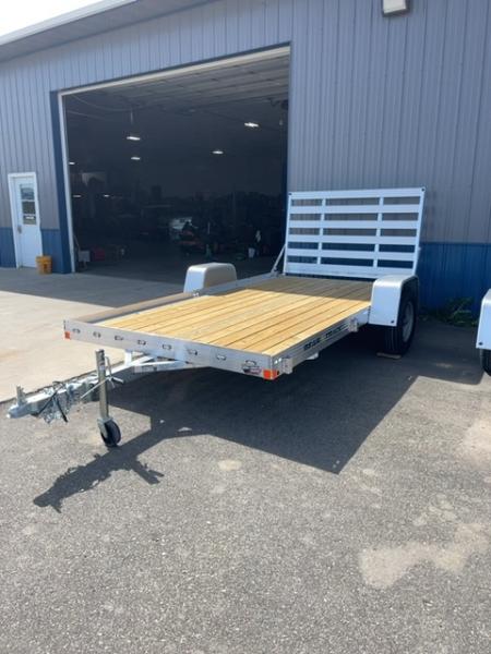 New SINGLE AXLE UTILITY 6.5X12 WOOD FLOOR