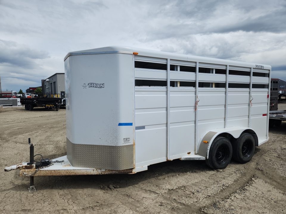 Used 2010 Titan Trailer 3H PRIMO SLANT STOCK COMBO