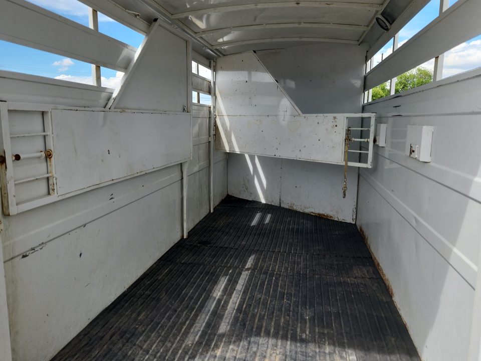 Used 2010 Titan Trailer 3H PRIMO SLANT STOCK COMBO