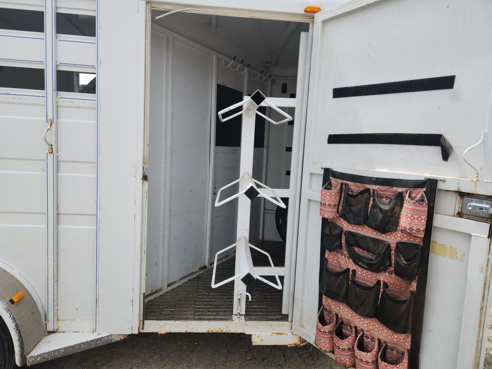 Used 2010 Titan Trailer 3H PRIMO SLANT STOCK COMBO
