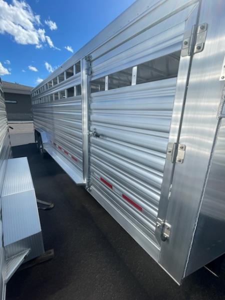 New 2026 Featherlite Trailers 8127 7.5x24 Stock / Stock Combo Trailer