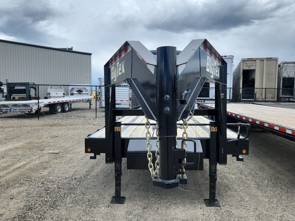 Used 2017 Big Tex Trailers FBGN 25+5 Flatbed Trailer