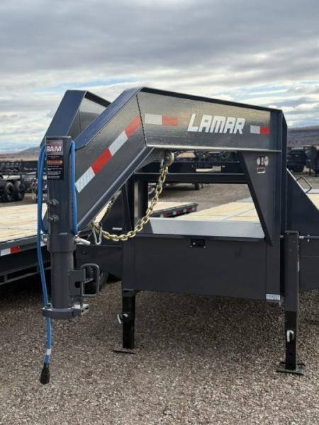 New 2026 Lamar 32' Gooseneck Deckover Trailer 20K