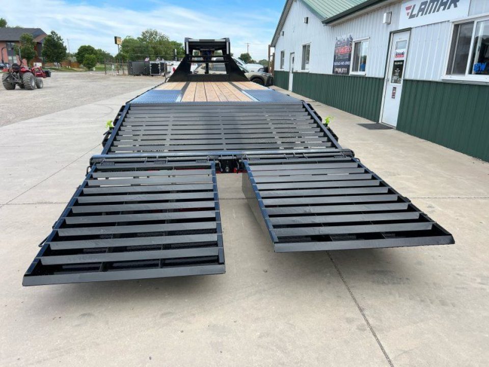New 2026 Load Trail 102"x25' GN Low Pro Gooseneck Bodies