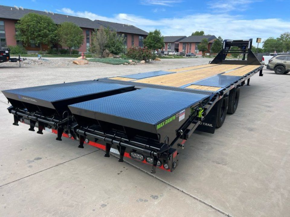 New 2026 Load Trail 102"x32' GN Low Pro Gooseneck Bodies