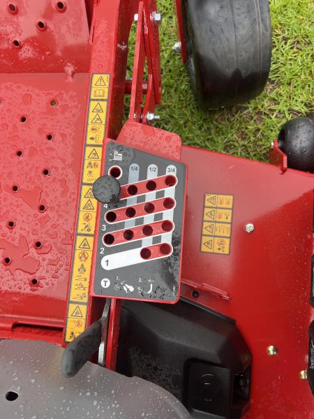 New 2026 Exmark RDE730GKA60200 Lawn Mowers