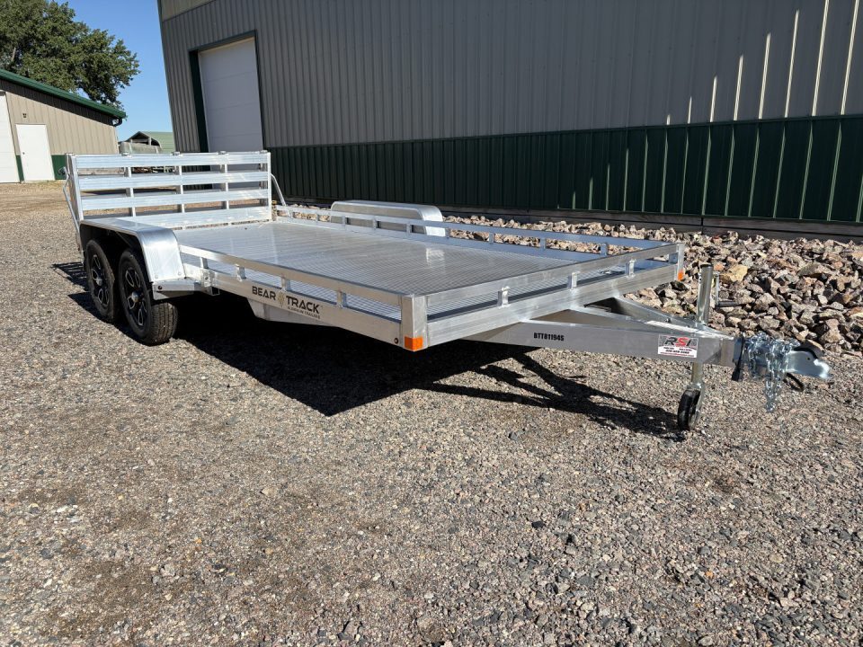 New 2026 81"x194" Bear Track 7k Tandem Utility Trailer