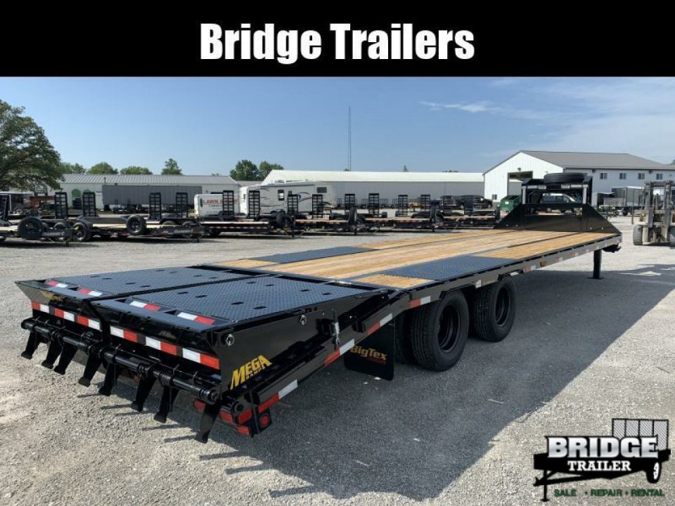 New 2027 Big Tex Trailers 22GN-30D5A-MR (25' + 5' X 102") 23.9K Mega Ramp Flatbed Trailer