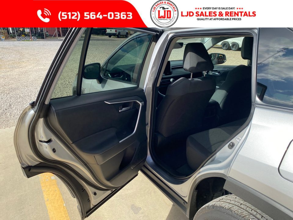Used 2024 Toyota RAV4 XLE - 2.5L I4 - 76K Miles