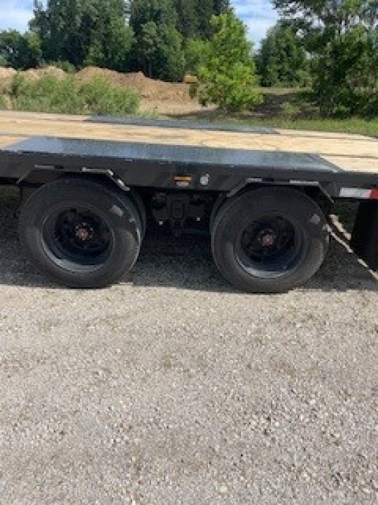 New 2027 MAXX-D LDX10240 102x40 25990 GVWR 2 Jost Speed Jacks Low Pro Tandem Dual Flatbed Trailer