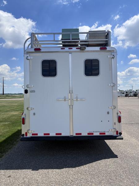 Used 2011 4-Star Trailers 4H 11' LQ Horse Trailer