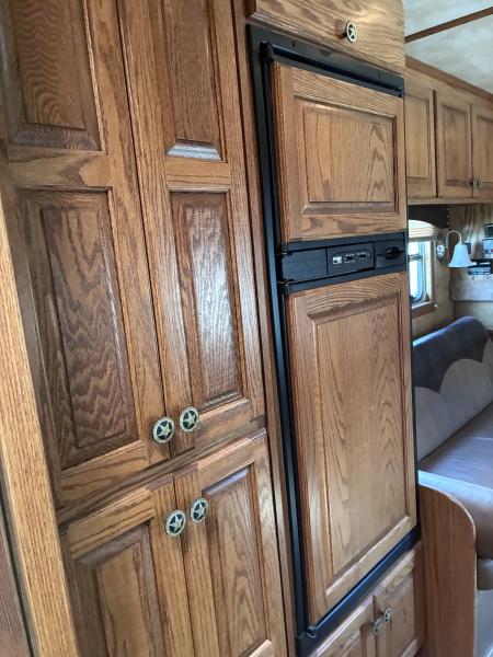 Used 2011 4-Star Trailers 4H 11' LQ Horse Trailer