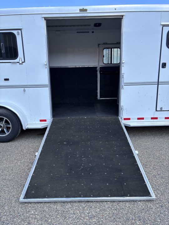 Used 2016 Sundowner 2 + 1 Gooseneck Horse Trailer
