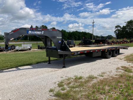 New 2026 Diamond C Trailers 102x30 TANDEM 25.9K GN HYDROTAIL W/ BLACKWOOD RUNNERS, HYDROJACKS, SOLAR & WIRELESS REMOTE Flatbed Trailer