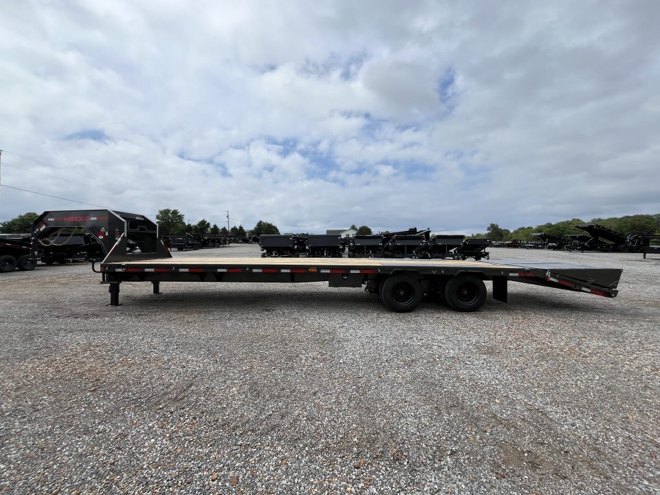 New 2027 MAXXD Gooseneck Flatbed Trailer | 102" x 32' 30K GVWR