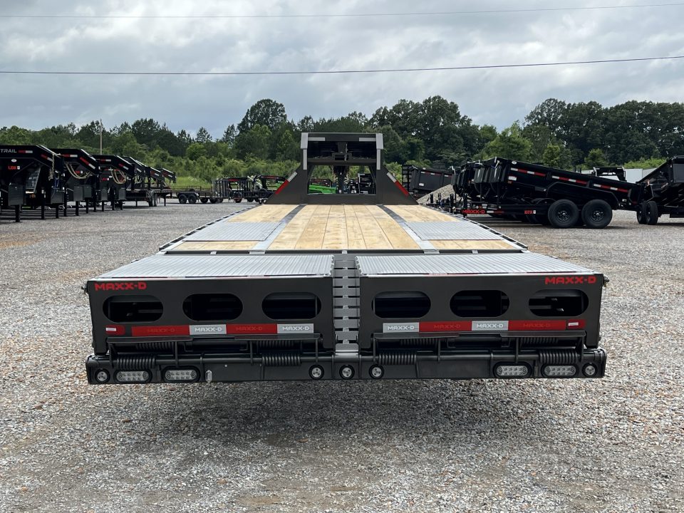 New 2027 MAXXD Gooseneck Flatbed Trailer | 102" x 32' 30K GVWR